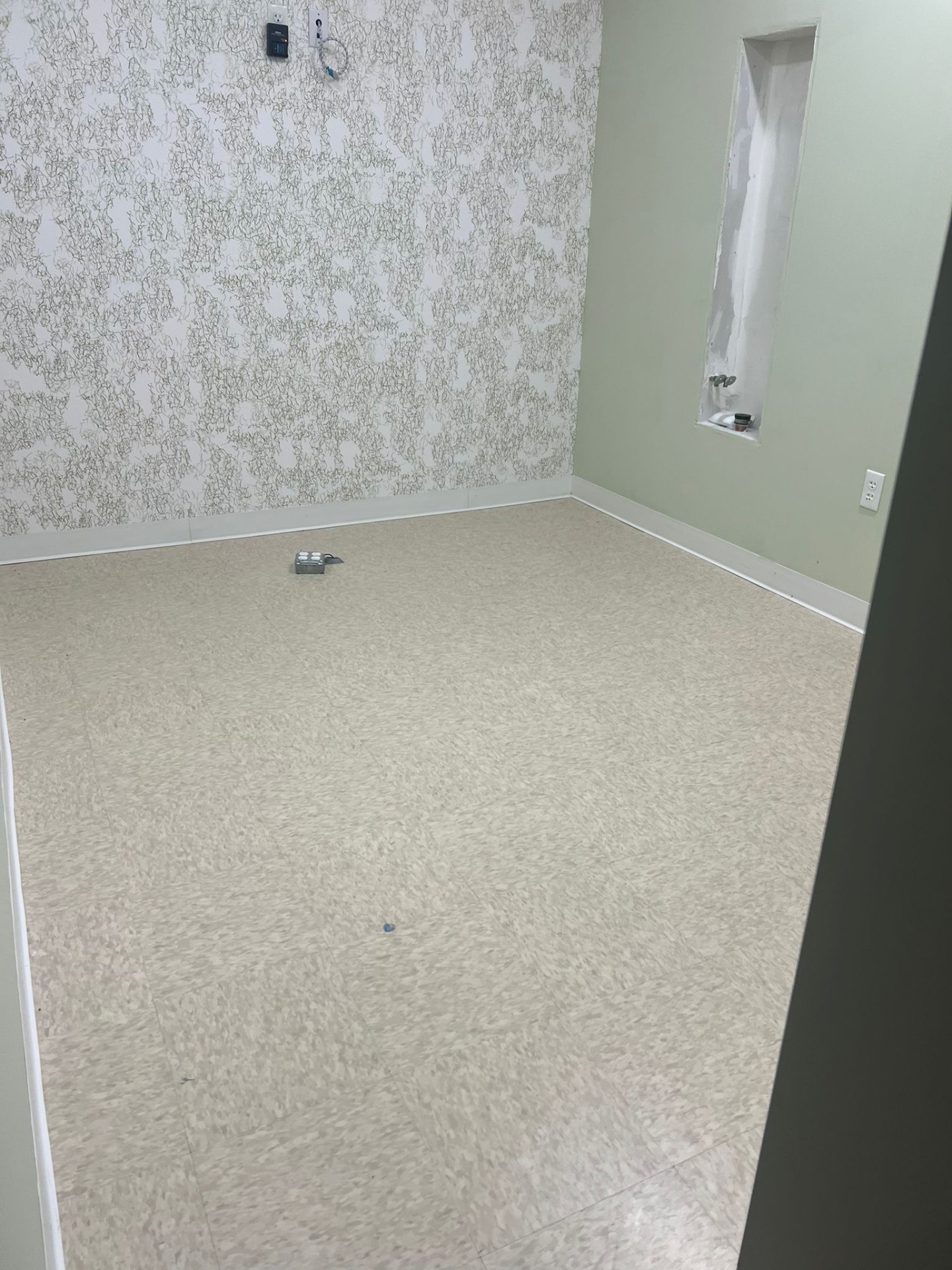 VCT Tile Restoration after